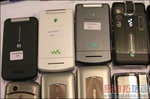 首批联通3G新机 索爱超拉风翻盖T707曝光