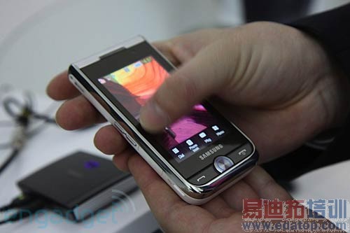 3.2Ӣ�紥�� ����ͶӰ�ֻ�i7410����