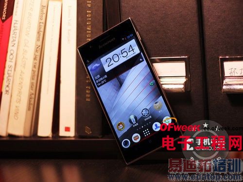 ���̵㡿10�������ֻ� С��3��׷iPhone 5s 