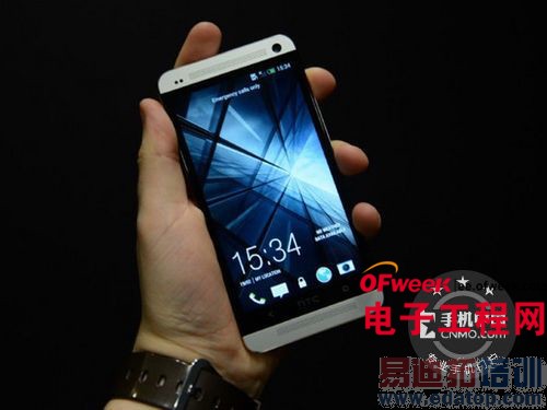 ���̵㡿10�������ֻ� С��3��׷iPhone 5s 