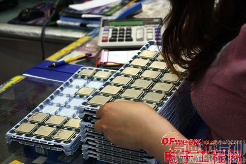 �йش���Ȧ��˥ʷ���Ǹ���ȥ����ת�ͣ�