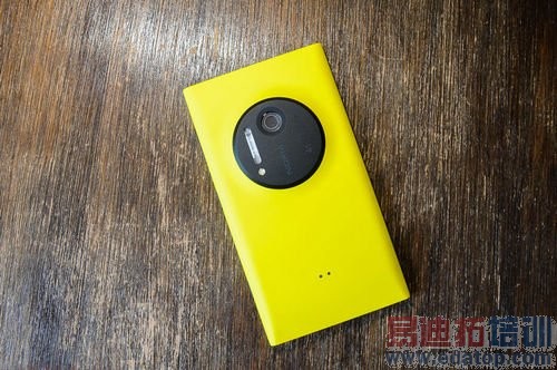 ���ʮ�������ֻ�������С����Ե ƻ��ɥ��