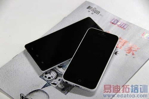 ��ҫ3C��սiPhone5C��˫C�Աȴ����⣨ͼ�ģ�