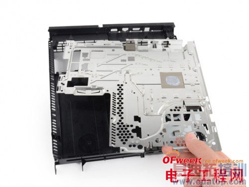 索尼PS4专业拆解:内部与外型一样令人惊艳(图文)