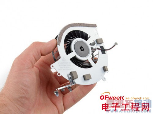 索尼PS4专业拆解:内部与外型一样令人惊艳(图文)