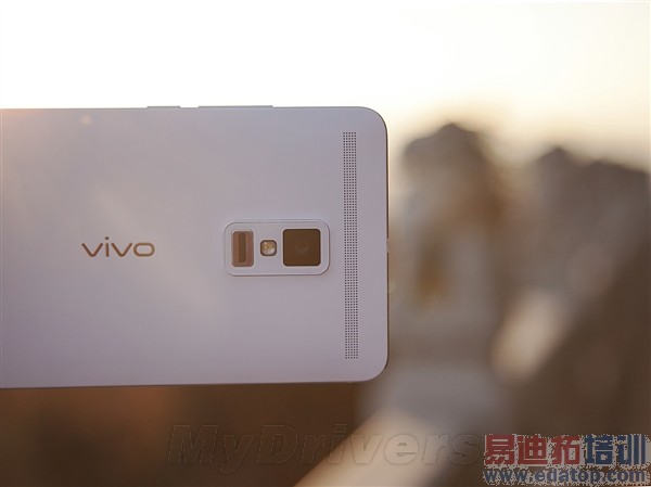 ���ع�2013��ʮ���ƶ�ǿ�����ȸ��׶��ӱ�ϲ ƻ��С�״������