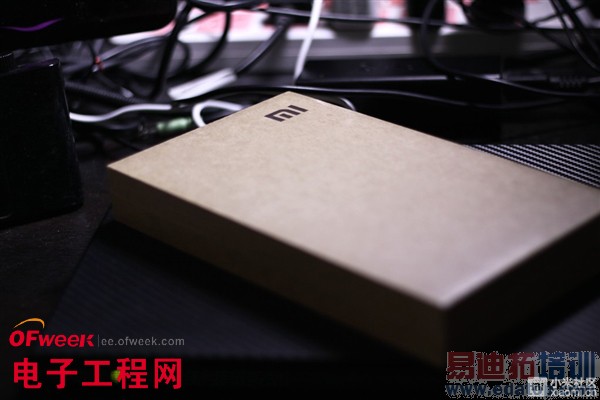 小米3联通版首发开箱图赏(多图)