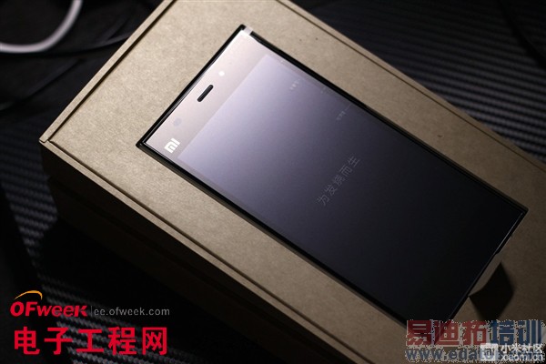 小米3联通版首发开箱图赏(多图)