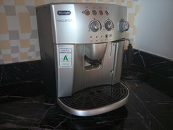 �������������ư˺˴������������ֻ�����Ա�