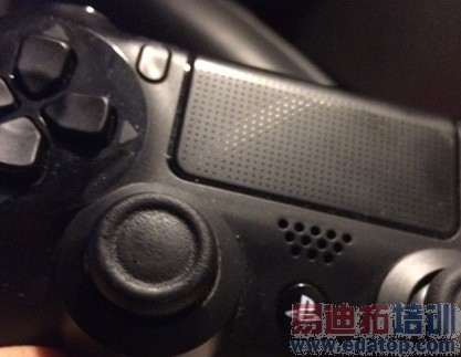 ����PS4����ʹ������