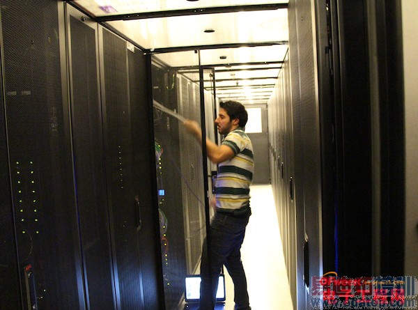 ̽�أ��߽���������ɫ���з����ģ�ͼ�ģ�