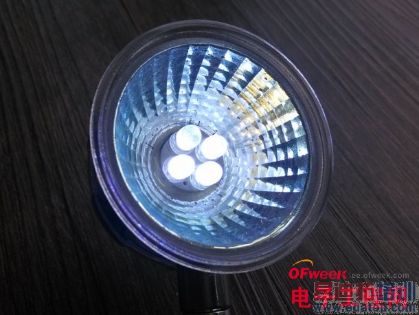 DIY��С���ƶ���Դ+��������=LED����С̨��