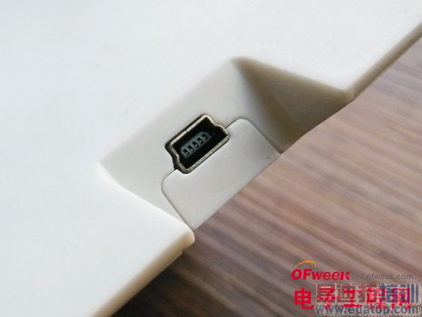 DIY��С���ƶ���Դ+��������=LED����С̨��