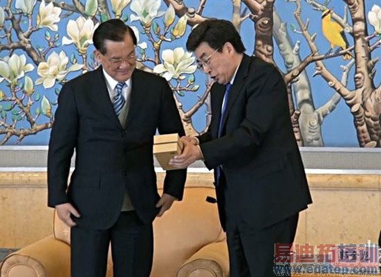 19�ջ�Ϊ��ҫ3X��˺��ٶ���Ϯ ��ս���������ֻ�