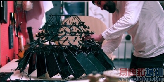 ŵ������35��Lumia 1520����һ��ȹ��