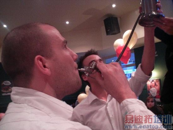 ŵ���������ֻ�11�����ʷ���������Ἰ���ᣨͼ�ģ�