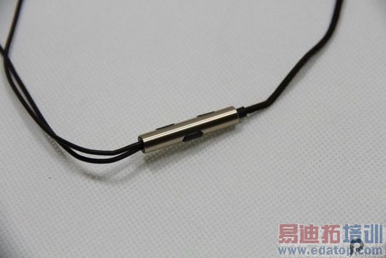 С�׻�������2��Ȳ�������