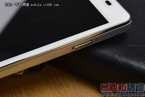 ����5951���⣺ǧԪ˫��5.5Ӣ����������ͼ�ģ�