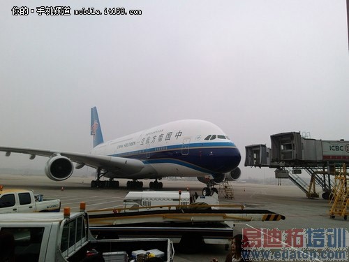 ����5951���⣺ǧԪ˫��5.5Ӣ����������ͼ�ģ�