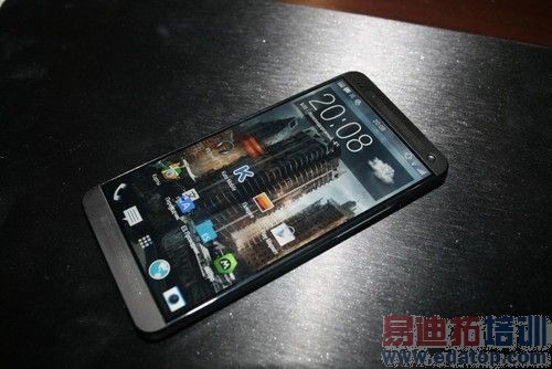 2014MWC�ռ����㣺���ǻ�Ϊ�ߵ�/С�׳��ӣ�ͼ�ģ�