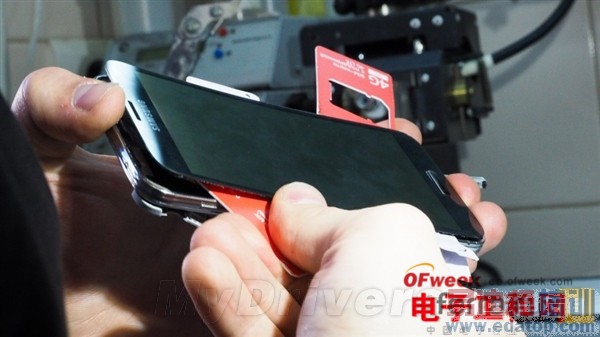 ����Galaxy S5�����⣺�����ƻ��iPhone 5S ��Ļ�����޸�