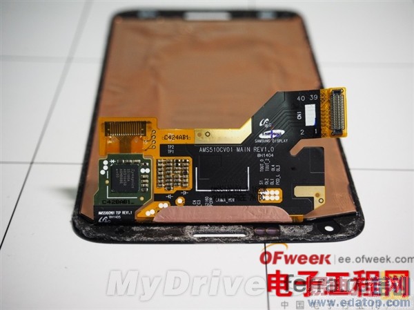 ����Galaxy S5�����⣺�����ƻ��iPhone 5S ��Ļ�����޸�