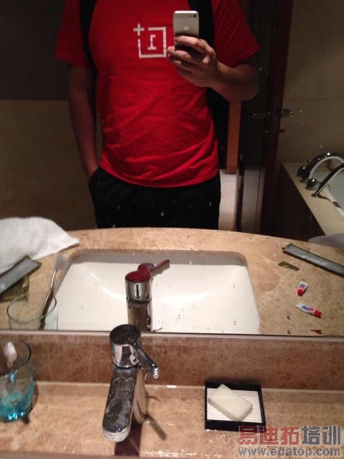 һ���ֻ�������ͼ��ֱ������ԽС����ҫ�Ľ���