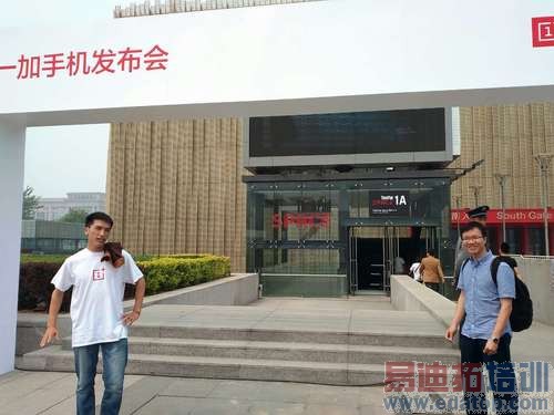 һ���ֻ�������ͼ��ֱ������ԽС����ҫ�Ľ���