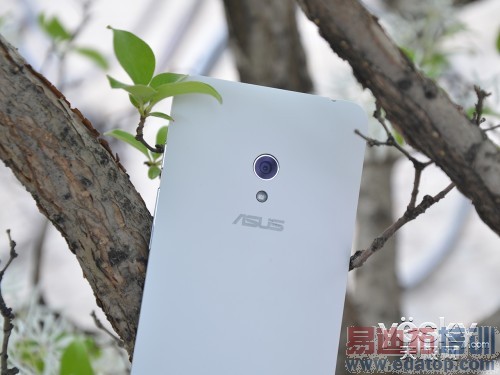 ��˶ZenFone5 ���׶Ա����⣺ʤ�����ϣ���ͼ��