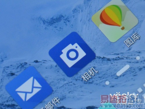 ��˶ZenFone5 ���׶Ա����⣺ʤ�����ϣ���ͼ��