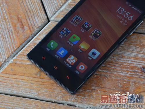 ��˶ZenFone5 ���׶Ա����⣺ʤ������������ͼ��