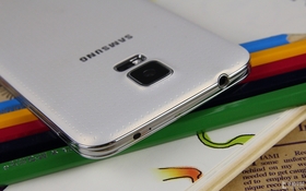 ����Galaxy S5�ռ����� �����ض���ͼ�ģ�