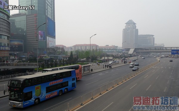 ����Galaxy S5�ռ����� �����ض���ͼ�ģ�