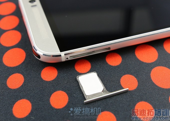 HTC One��M8������ ��������ʸ���������⣨ͼ��