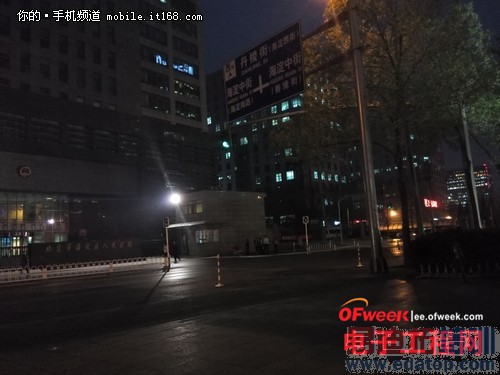 �ԱȲ�������Ϊ��ҫ3x�����VS����Note ��ǿǧԪ��֮ս