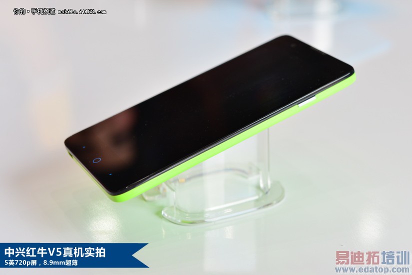 ���˺�ţV5���� �л��׵Ͷ�ս��ͼ��