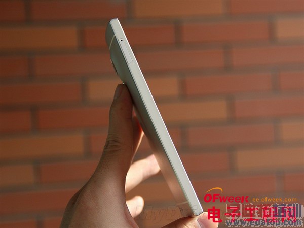 1799ԪIUNI U2�ֻ����⣨��ͼ��