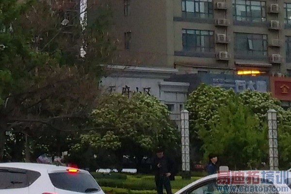 1799ԪIUNI U2�ֻ����⣨��ͼ��