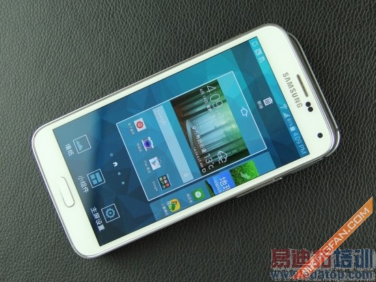 GALAXY S5�Ա�HTC One M8 ����������ܣ�ͼ��