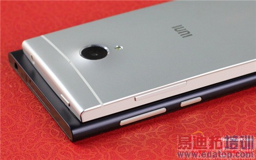 �ԱȲ�����IUNI U2 VSС��3 ��ǿ