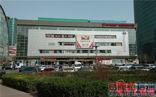 �ԱȲ�����IUNI U2 VSС��3 ��ǿ