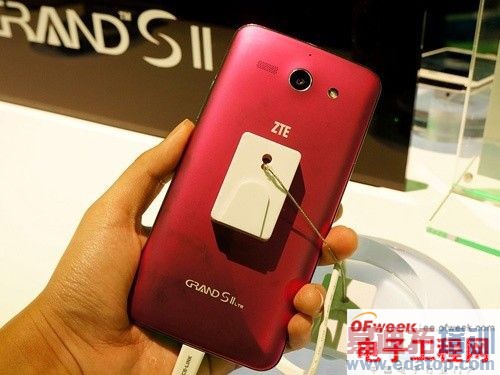 ����Grand S2 TD/LTE����ȶԱȣ�5410 PK ����800���������ع⣩