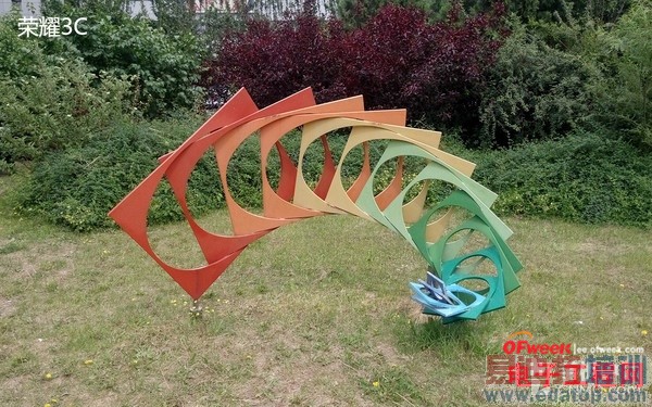 ��Ϊ��ҫ3C/���˺�ţ�Ա����⣺˭�����С�ף�