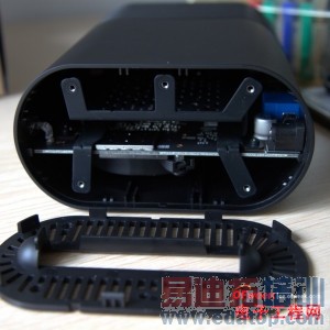 С����Ʒ������⣺С��·����/С�׺�����ǿ��