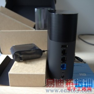 С����Ʒ������⣺С��·����/С�׺�����ǿ��