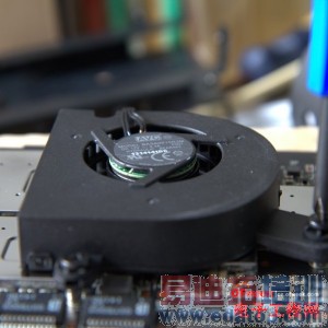 С����Ʒ������⣺С��·����/С�׺�����ǿ��