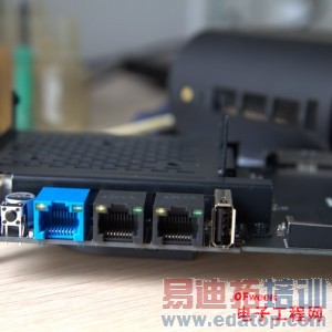 С����Ʒ������⣺С��·����/С�׺�����ǿ��