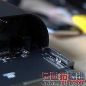 С����Ʒ������⣺С��·����/С�׺�����ǿ��