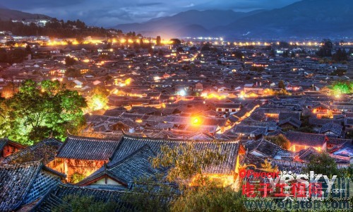 С����Ʒ������⣺С��·����/С�׺�����ǿ��