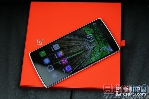 华为P7/一加手机/vivo Xshot乱战 谁才是王者?(图)